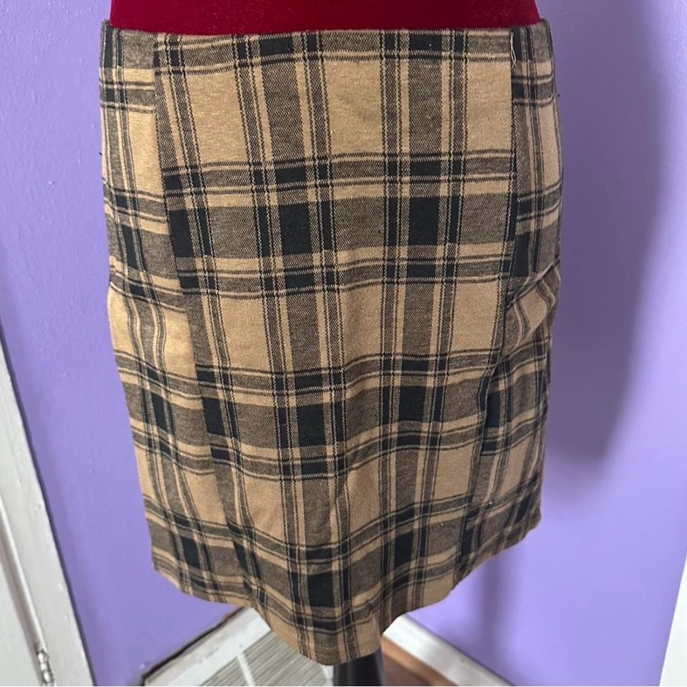 Source Unknown Tan and Black Plaid Pencil Skirt